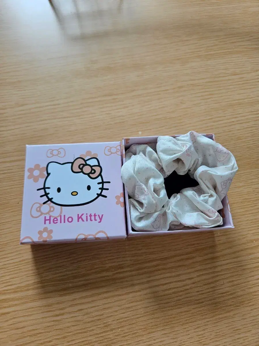 https://media.bunjang.co.kr/product/418669250_1_1783493170_w{res}.jpg